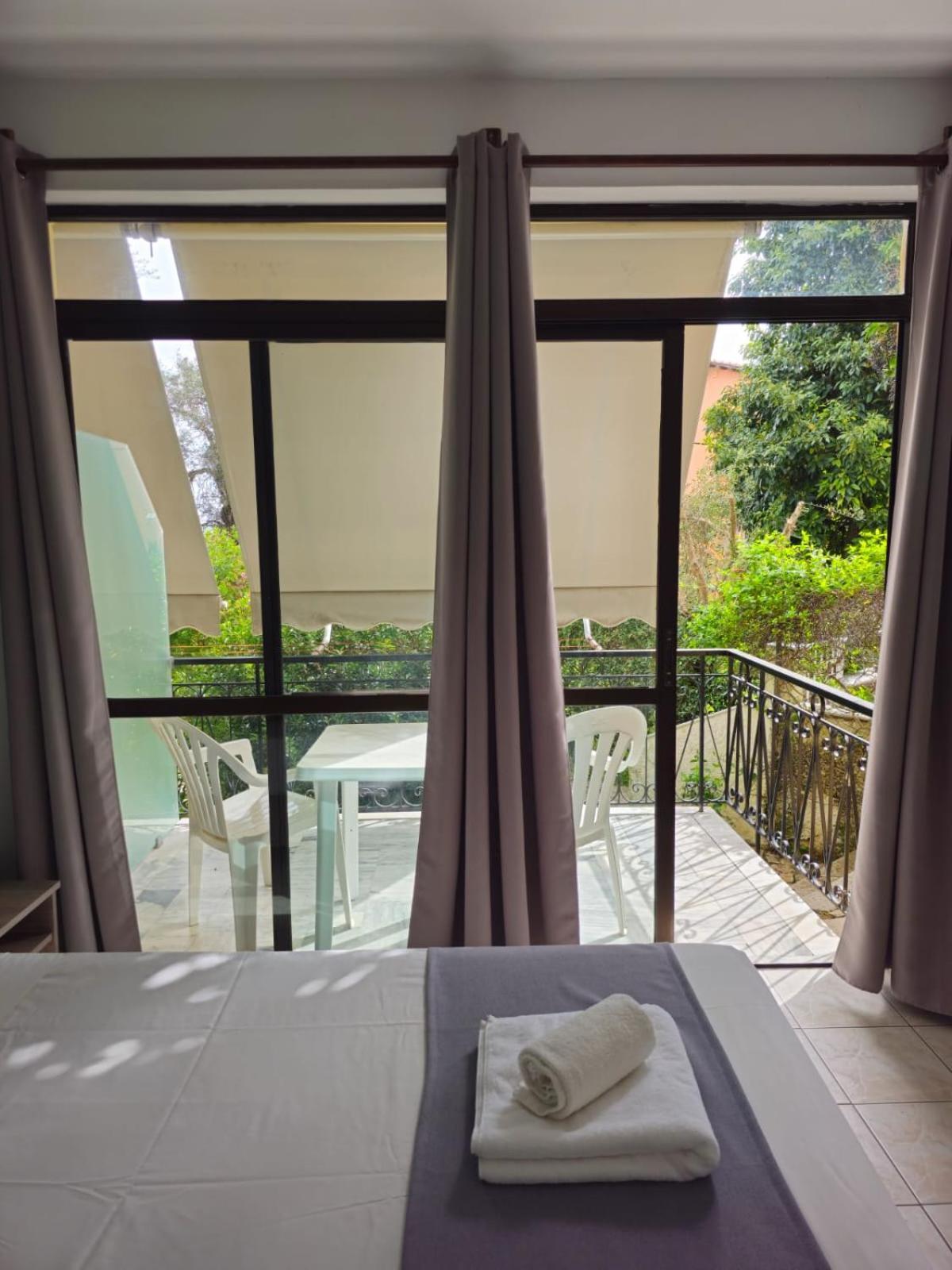 Gardelis Gardens Daire Benitses  Oda fotoğraf